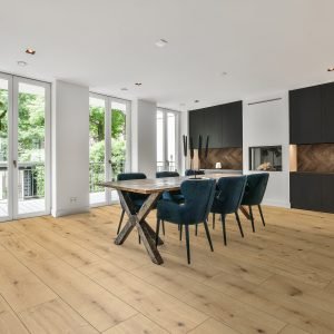 R128 Ascot, SO - Image 2